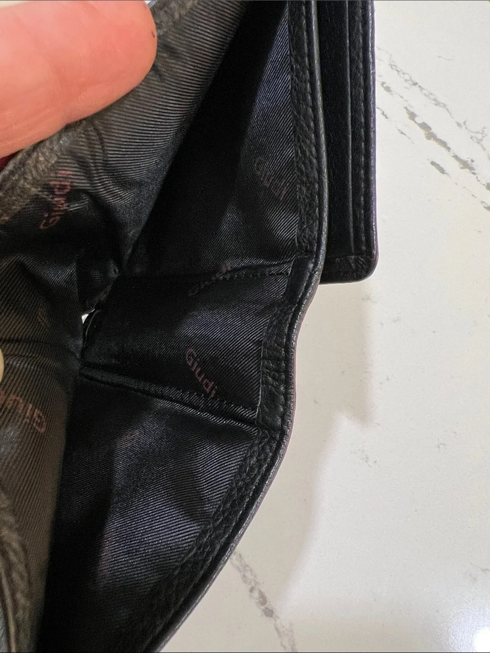 Giudi Made in Italy Genuine Leather Black Men's Trifold Wallet - Embossed Logo
